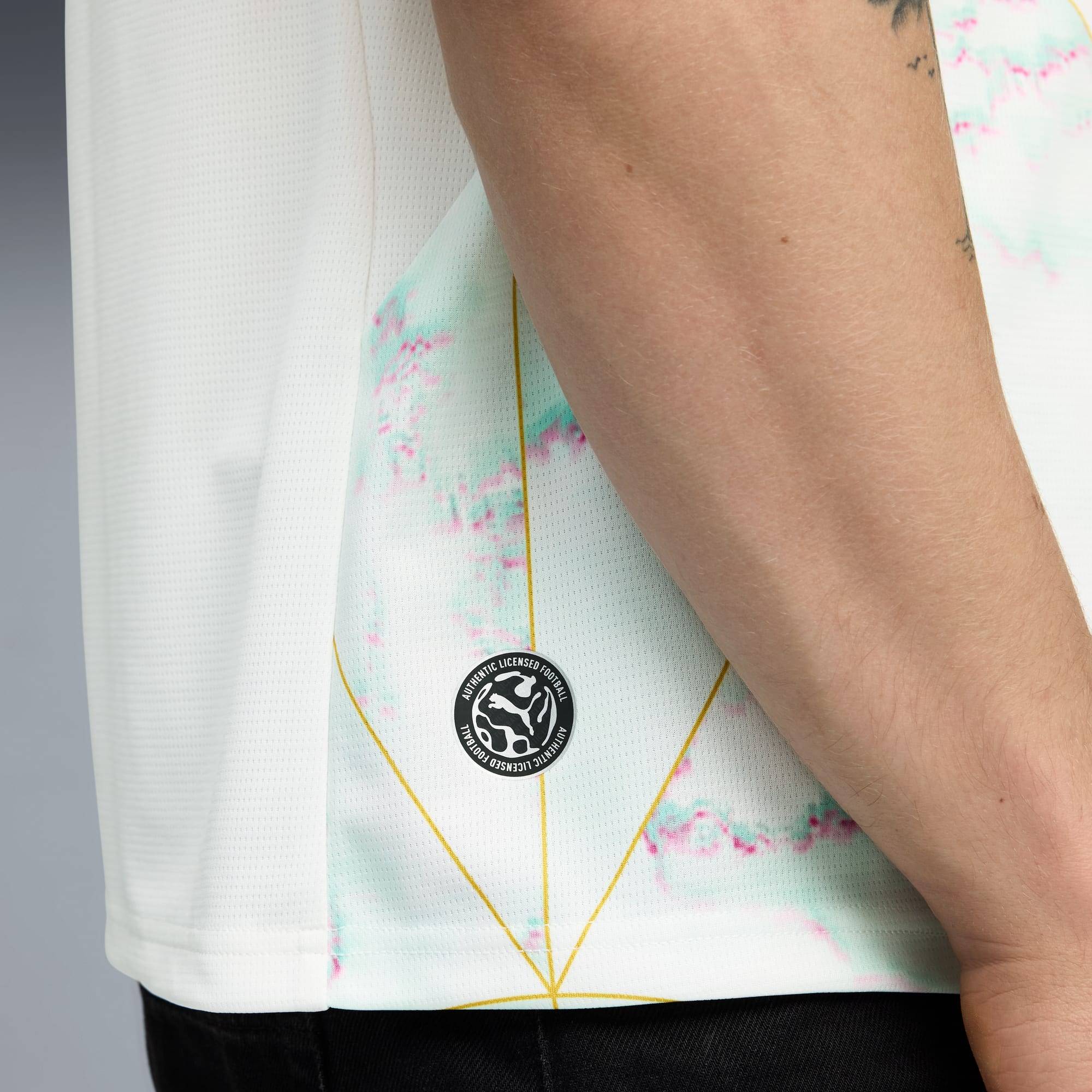 Austria 26 Away Jersey